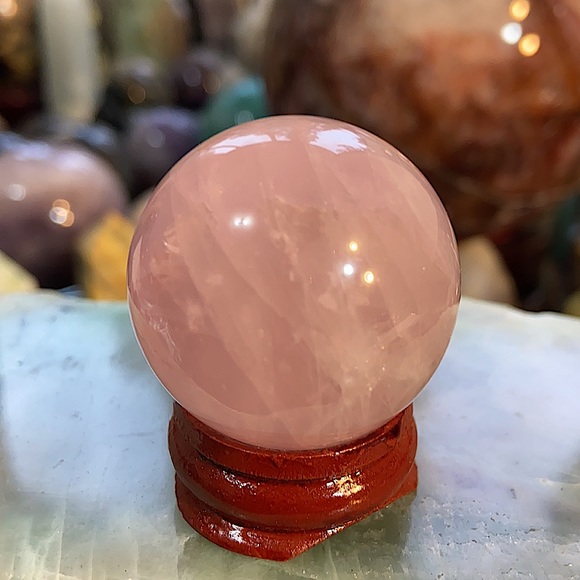 🔥SALE🔥 Star Rose Quartz Crystal Mini Sphere With Sparkles And Rainbows! - Picture 5 of 5